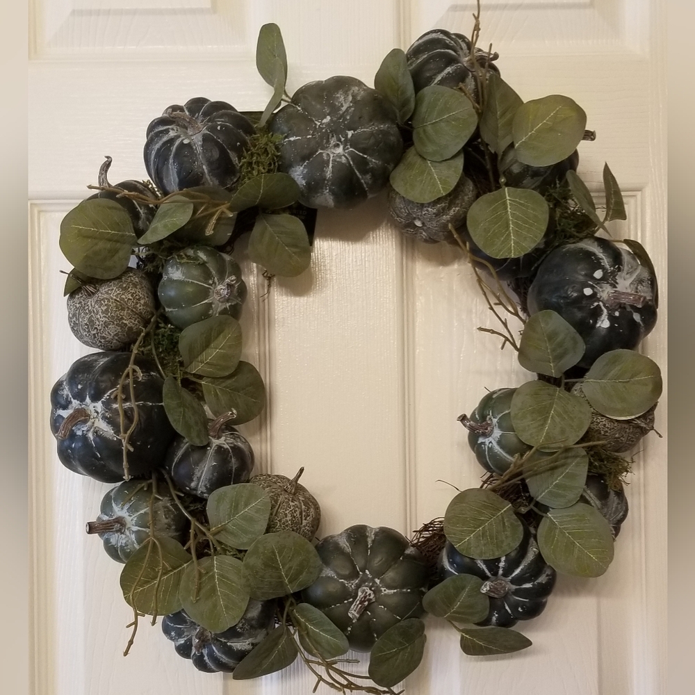 Pumpkin Wreath - Green